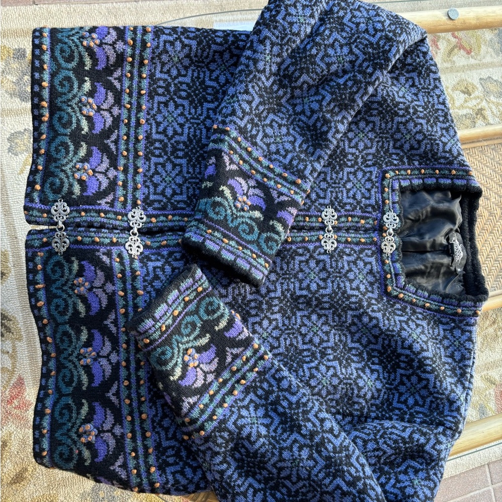 Oleana Blue Patterned Wool Cardigan